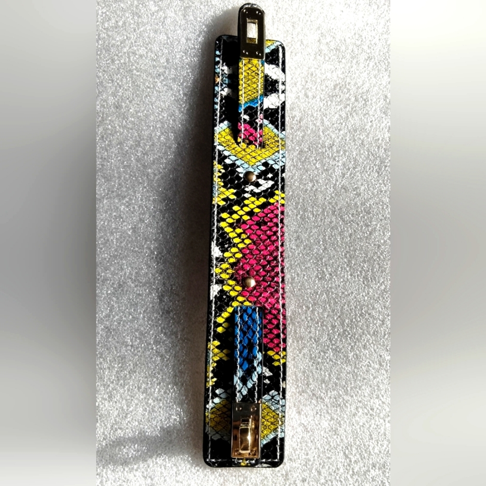 Multicolor Faux Snakeskin Pattern Bracelet